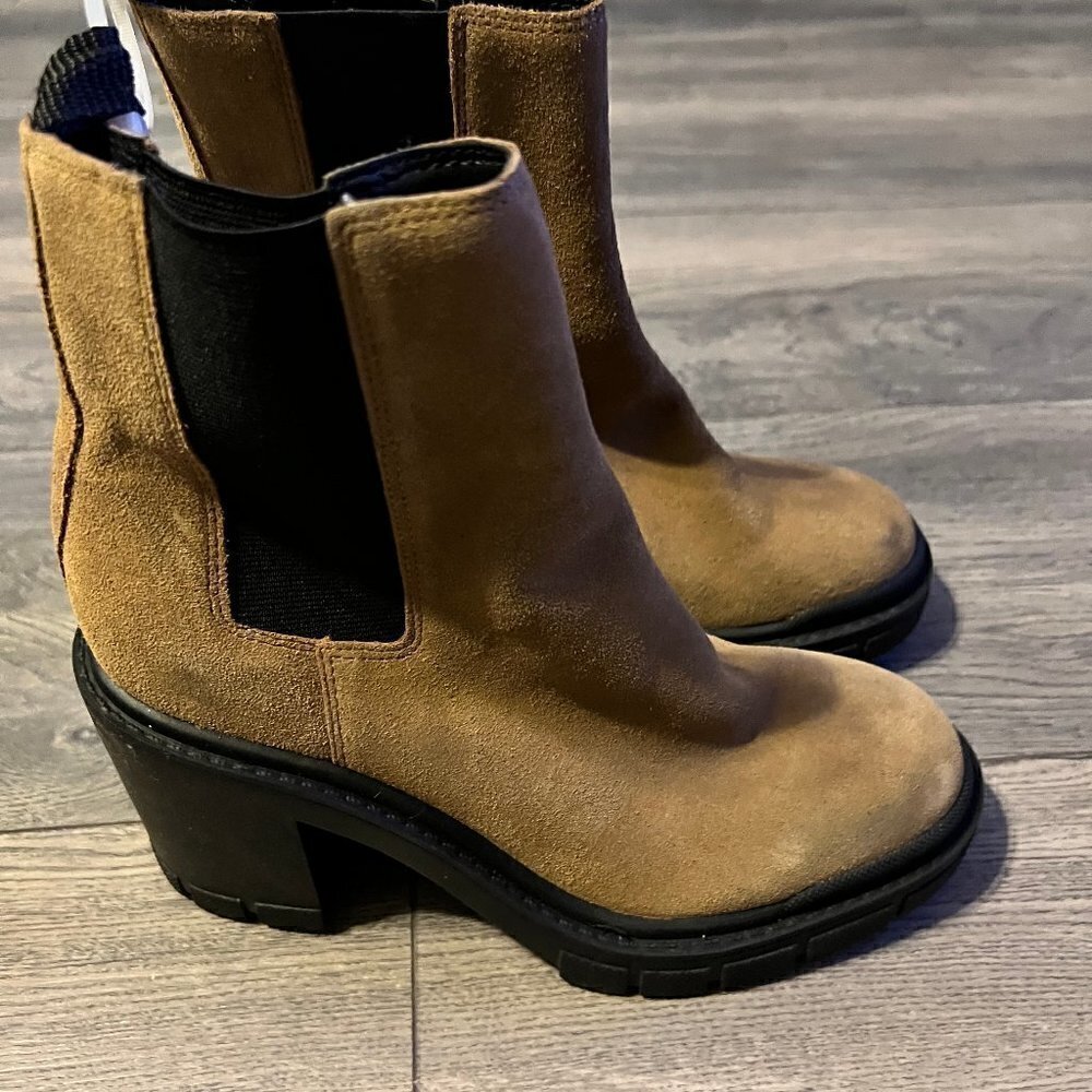 NEW Marc Fisher Vanlisa Womens Leather Round Toe Booties.  SIze 6. - Picture 3 of 5